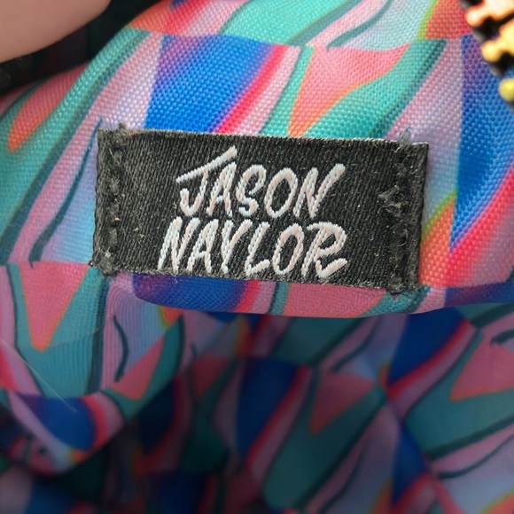 Jason Naylor Make-up Bag. - Picture 3 of 4